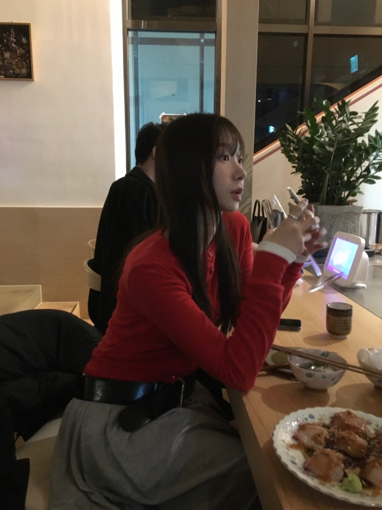 垂領綁帶修腰針織上衣