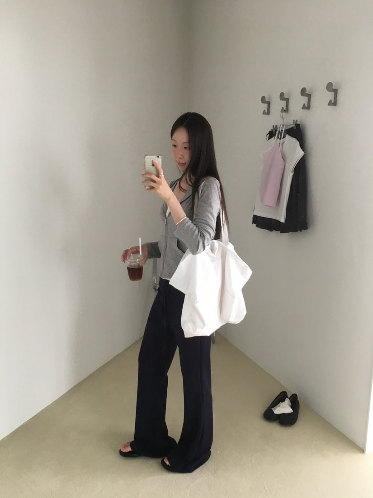 U領扣鈕細節寬鬆背心