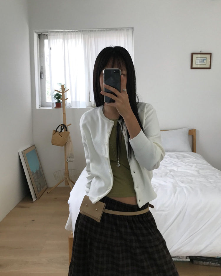 美色圓領排鈕針織外套