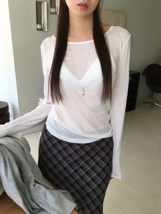 天絲微透膚U領基礎上衣