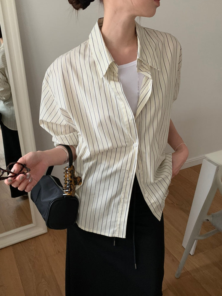 美色條紋寬鬆襯衫