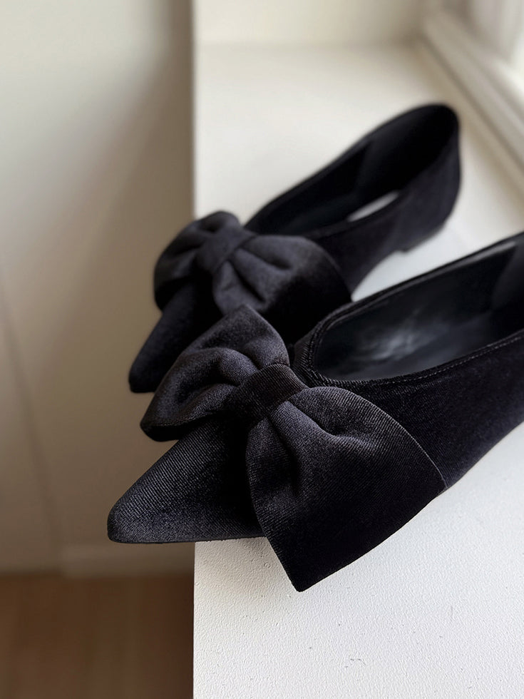經典蝴蝶結絲絨質感尖頭鞋
