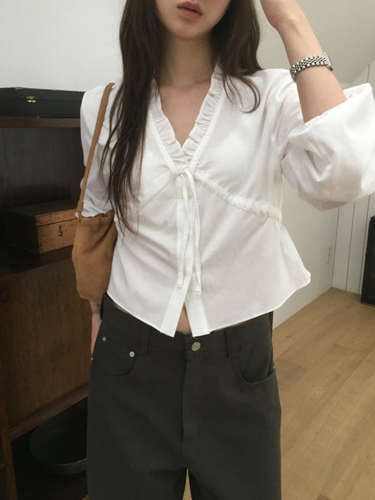 荷葉邊V領綁帶襯衫