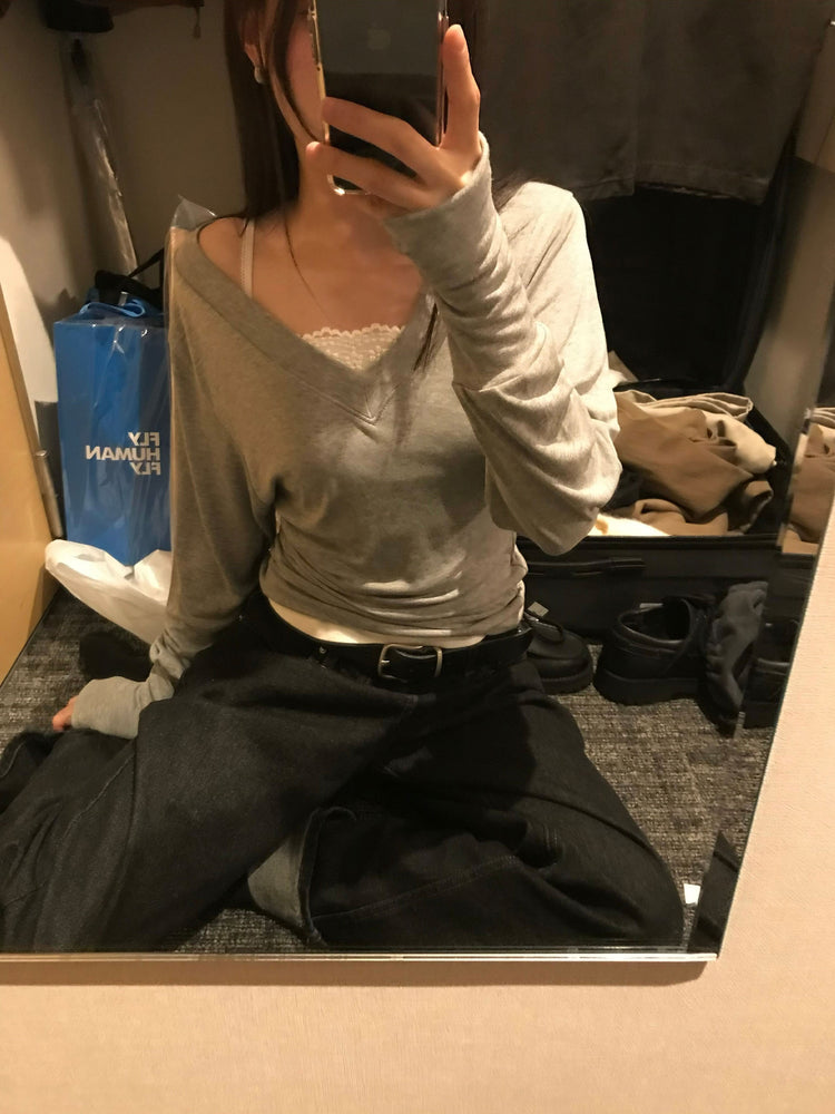 V領袖扣細節修腰上衣