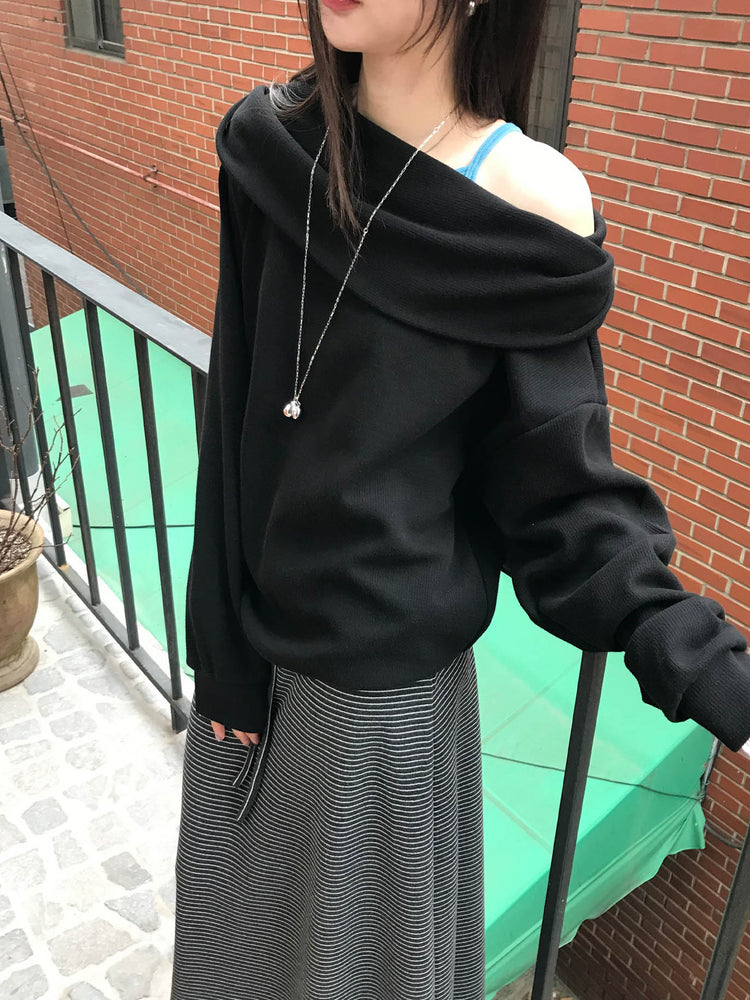 反折條紋抽繩細節及踝裙