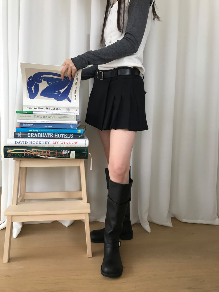 不對稱側扣百褶裙褲