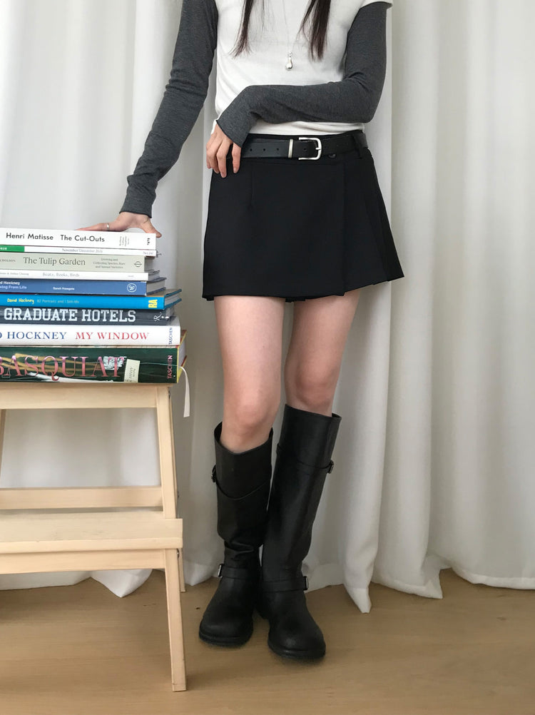 不對稱側扣百褶裙褲