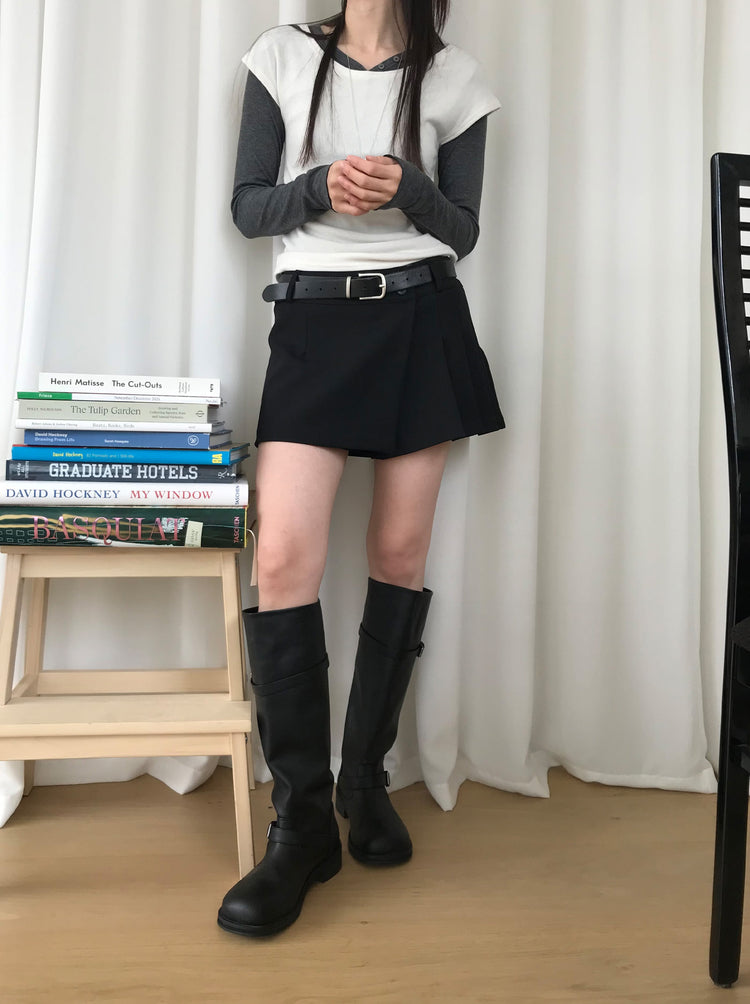 不對稱側扣百褶裙褲