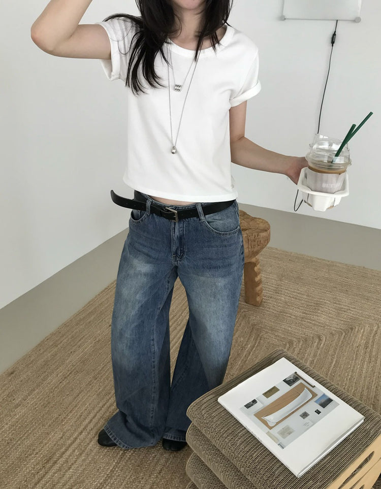 美色鉚釘細節牛仔褲