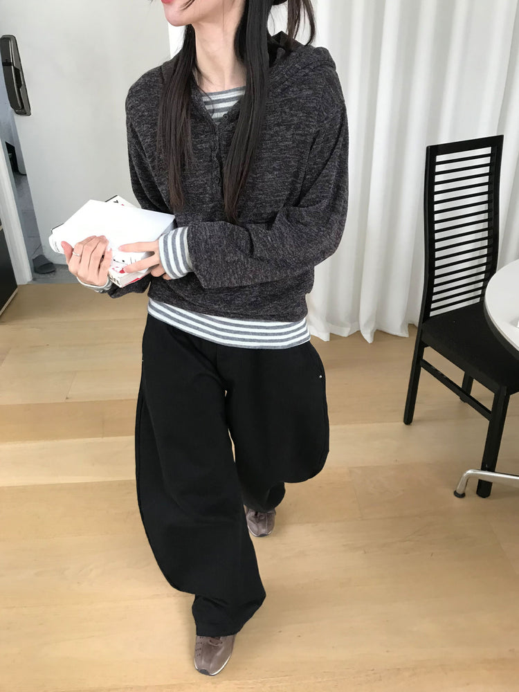 美鎖骨撞色條紋上衣