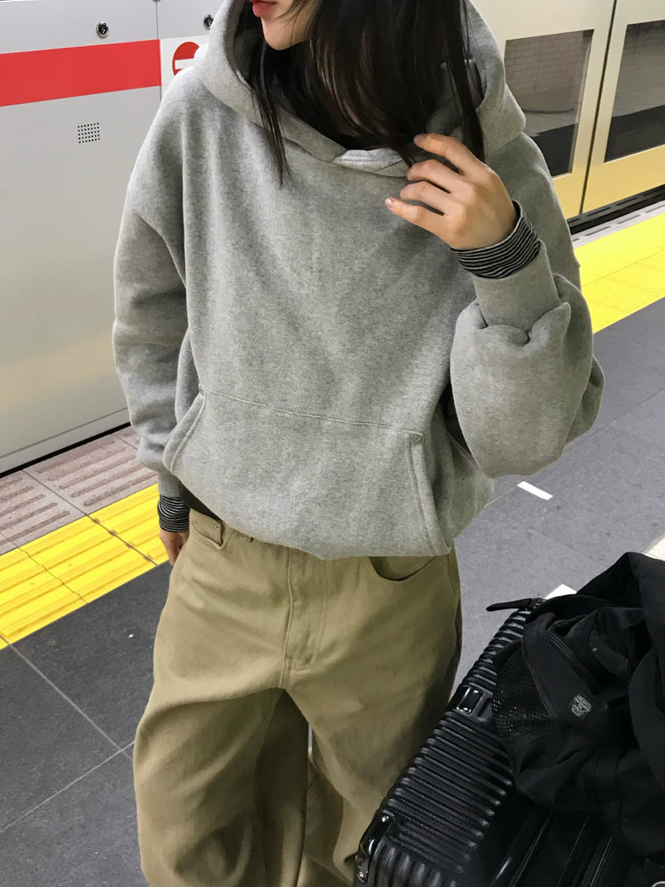 鉚釘細節基礎連帽衛衣