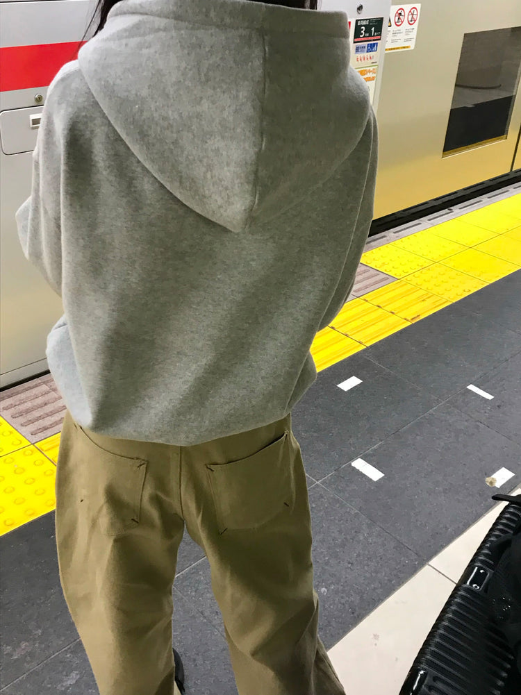 鉚釘細節基礎連帽衛衣