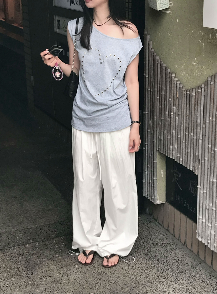 輕薄細腰頭抽身直褲
