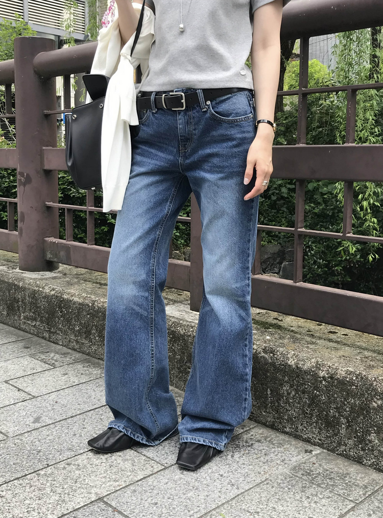 美刷色boot cut低腰牛仔褲
