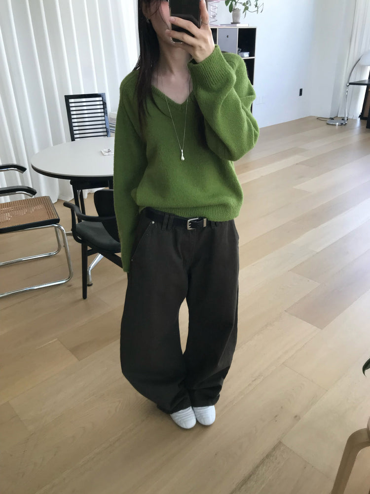 V領美肩線細節針織毛衣