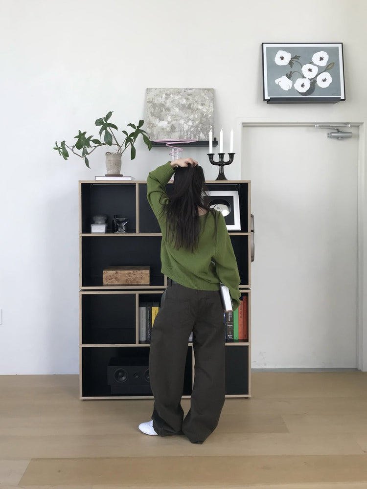 V領美肩線細節針織毛衣