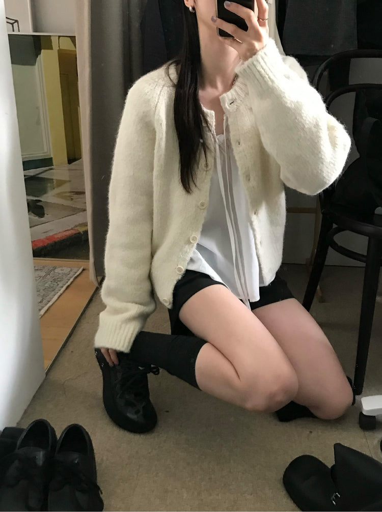 基礎鉚釘細節低腰短褲