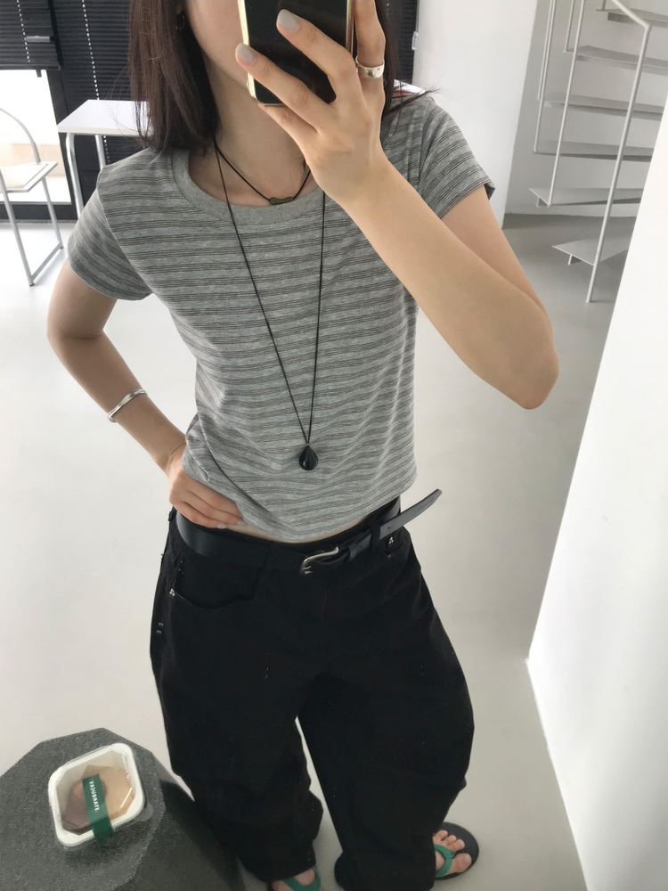 條紋刺繡合身上衣