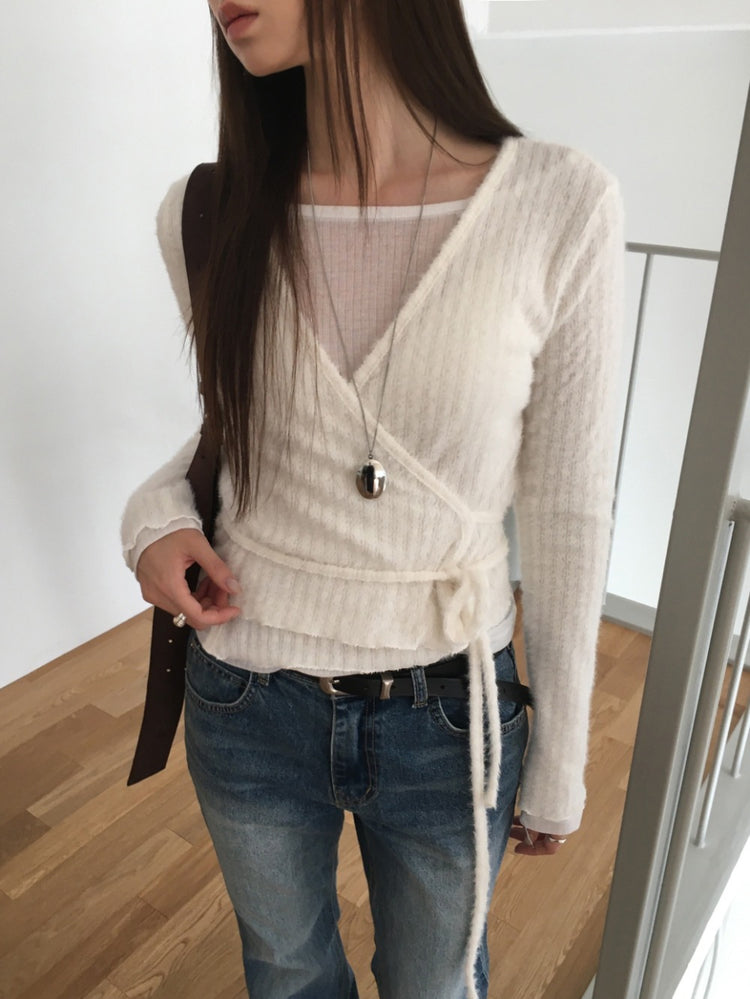 毛絨親膚綁帶細節上衣