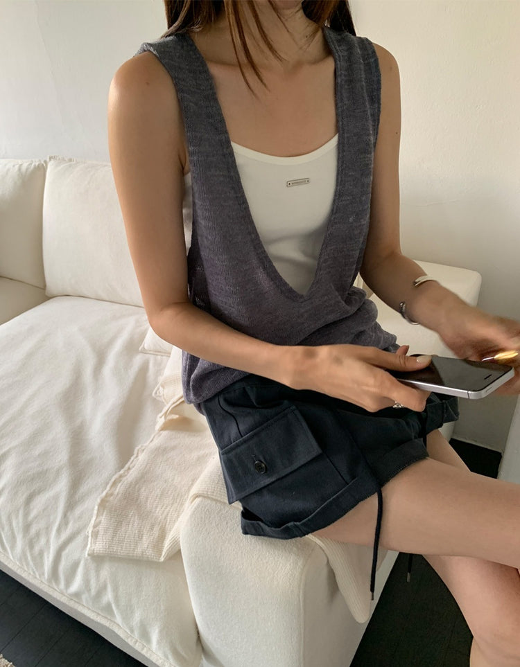 透膚紋理深V長上衣