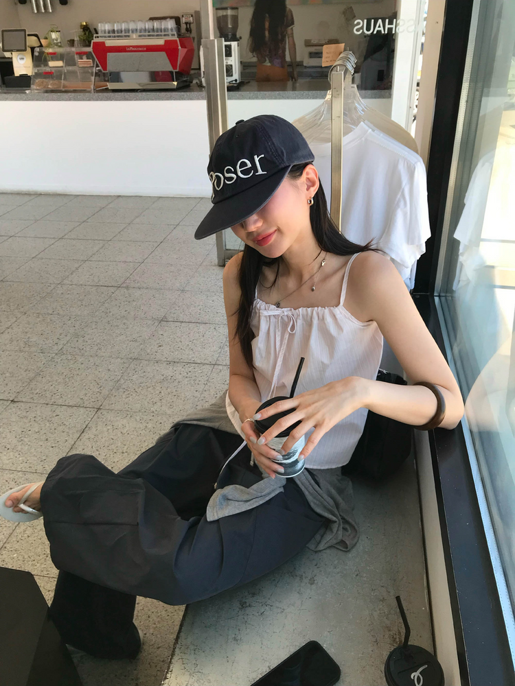 條紋抽繩綁帶細節上衣