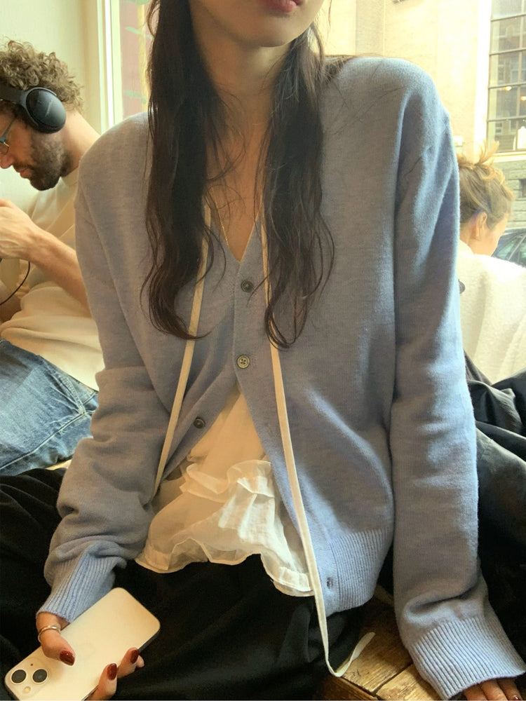 微透垂帶荷葉邊細節上衣