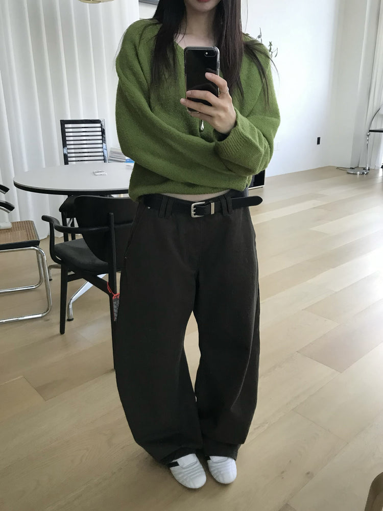 V領美肩線細節針織毛衣