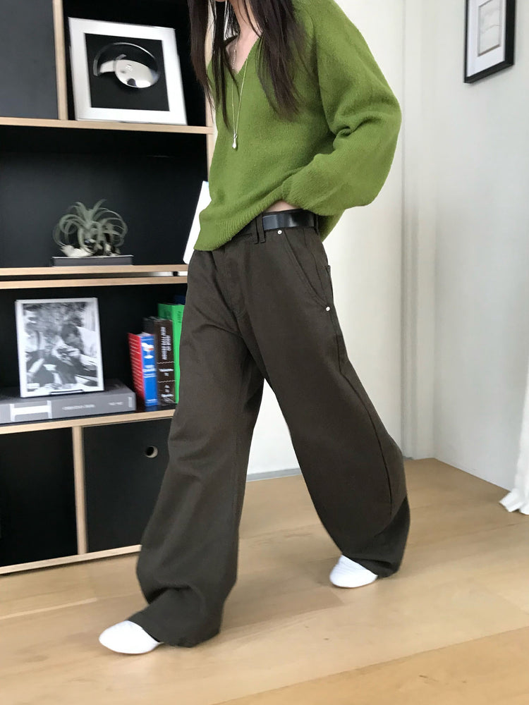 V領美肩線細節針織毛衣