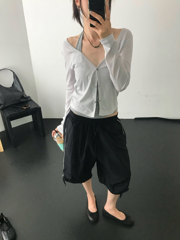 深V坑紋排鈕外套