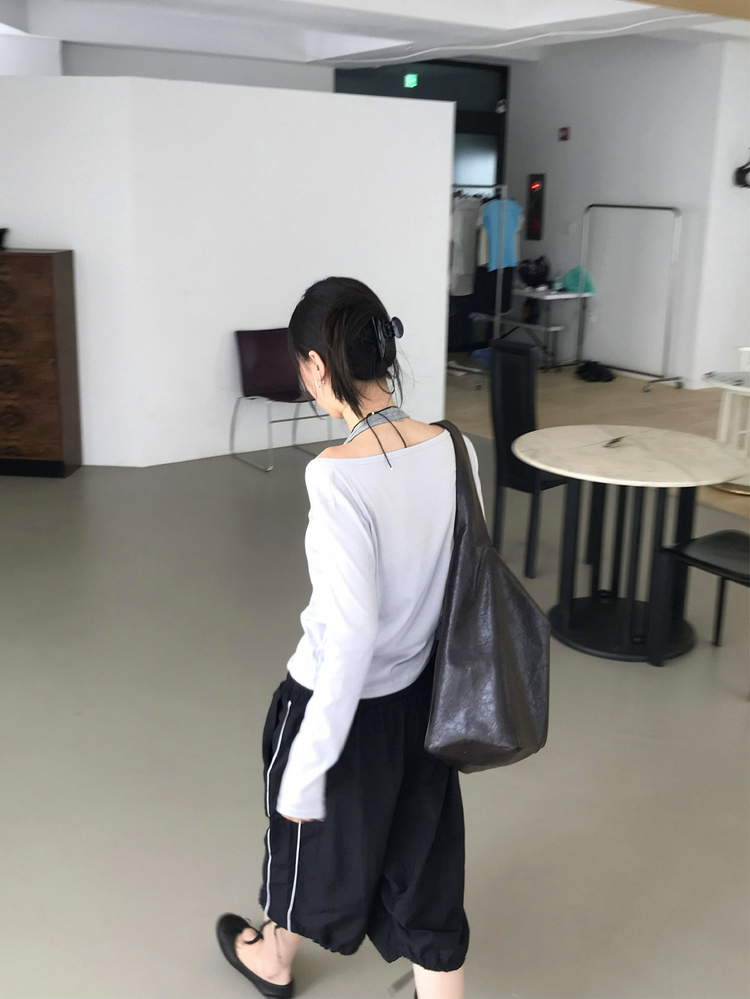 深V坑紋排鈕外套