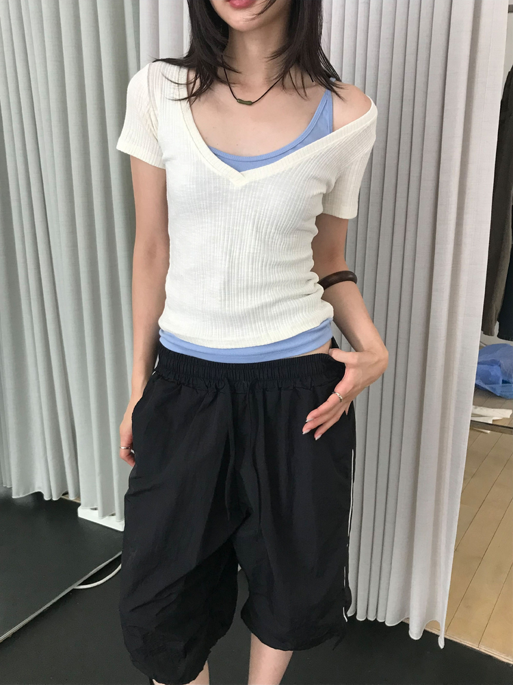 坑紋深V領修身上衣