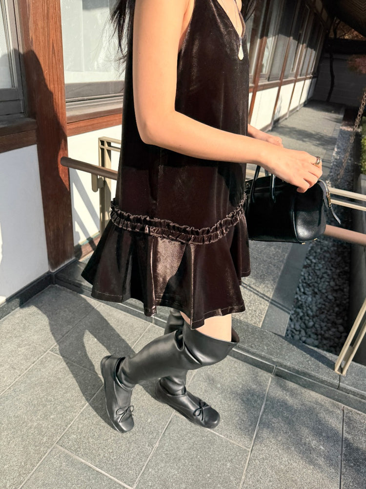 高質絲絨百褶細節連身裙