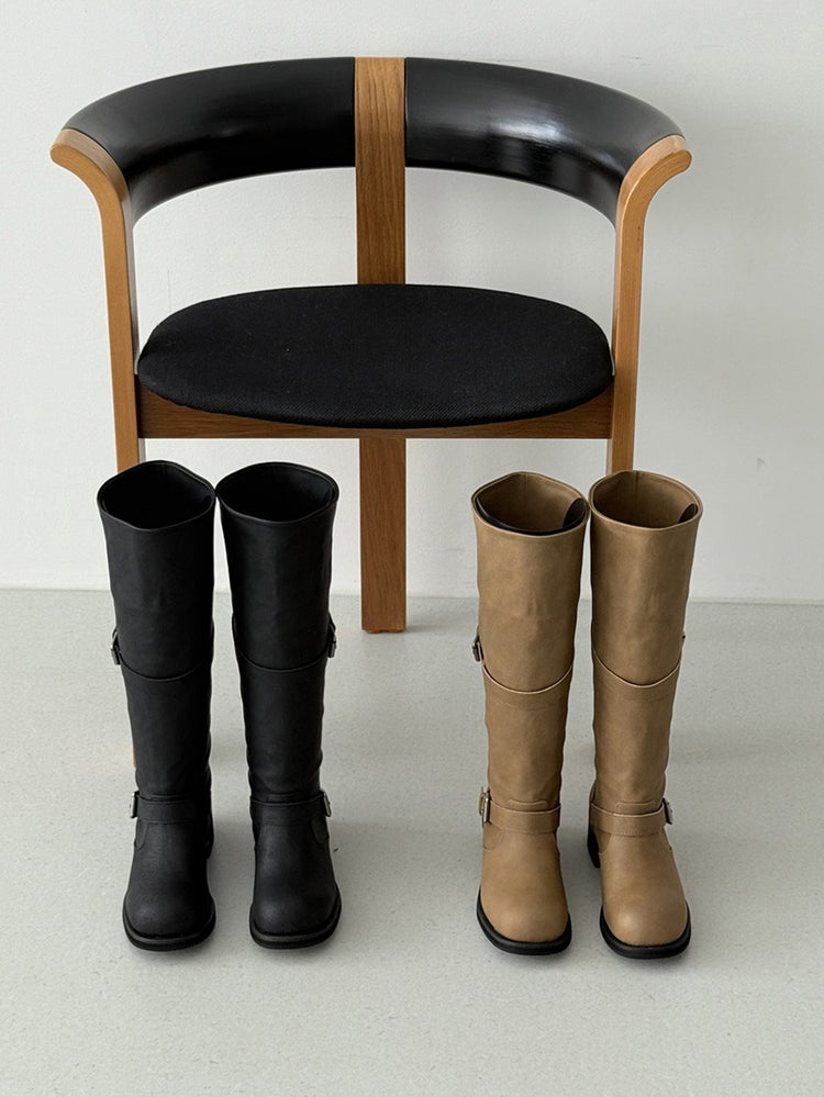 美色軟皮扣帶細節堆堆靴