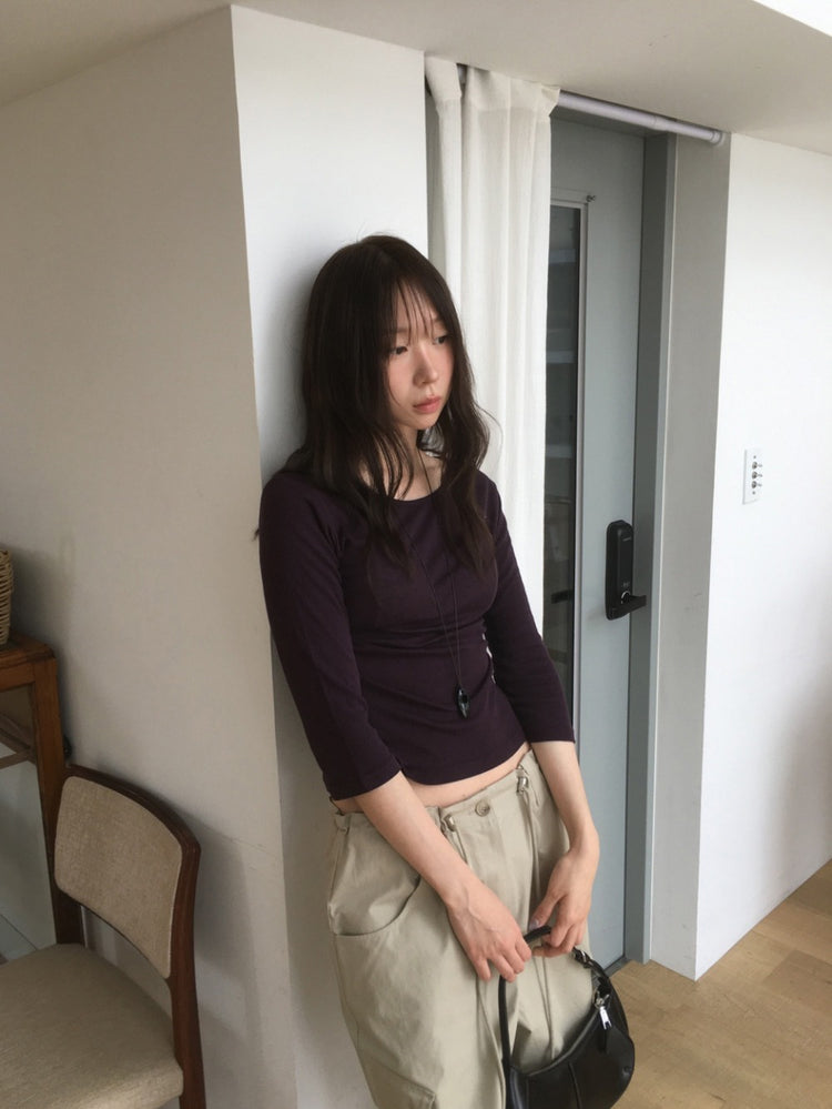 掛脖縷空印花細節上衣