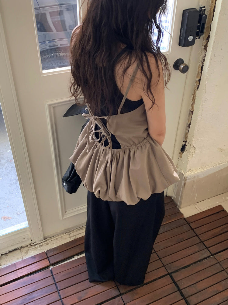 細帶泡泡下擺綁帶細節上衣
