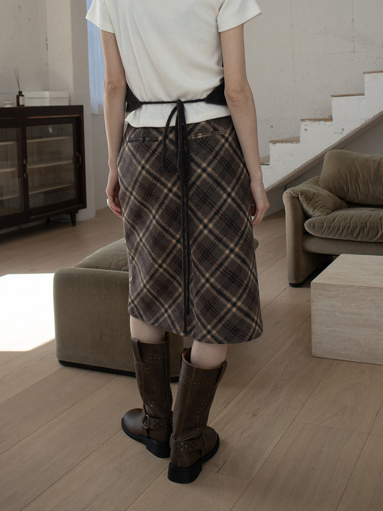 鉚釘側扣方頭中筒靴