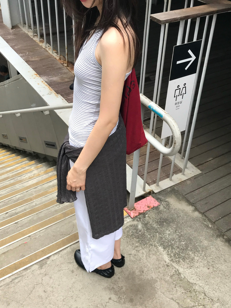 條紋掛脖上衣