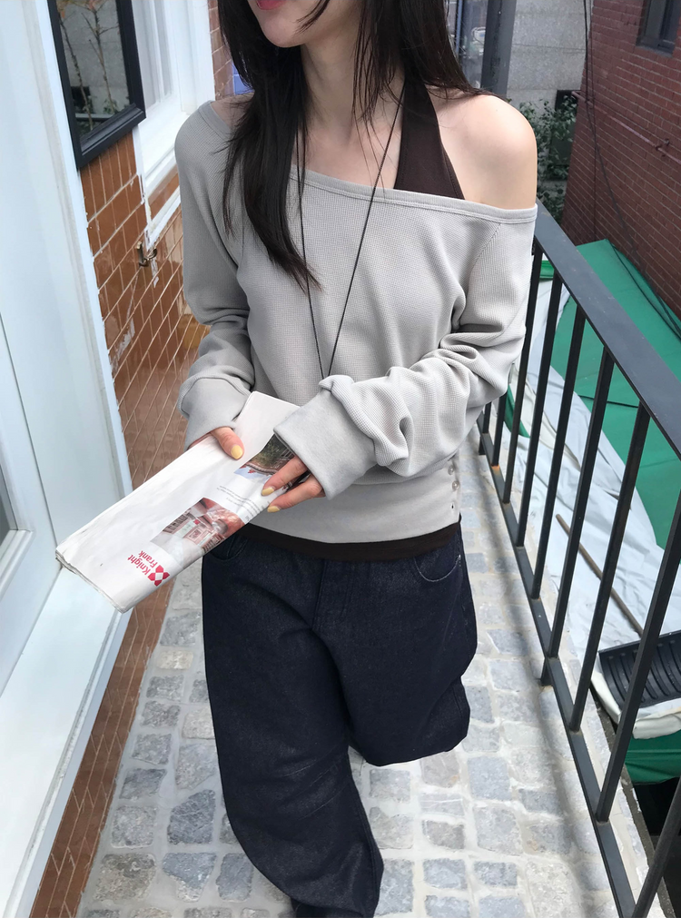 原色內壓褶細節彎刀牛仔褲