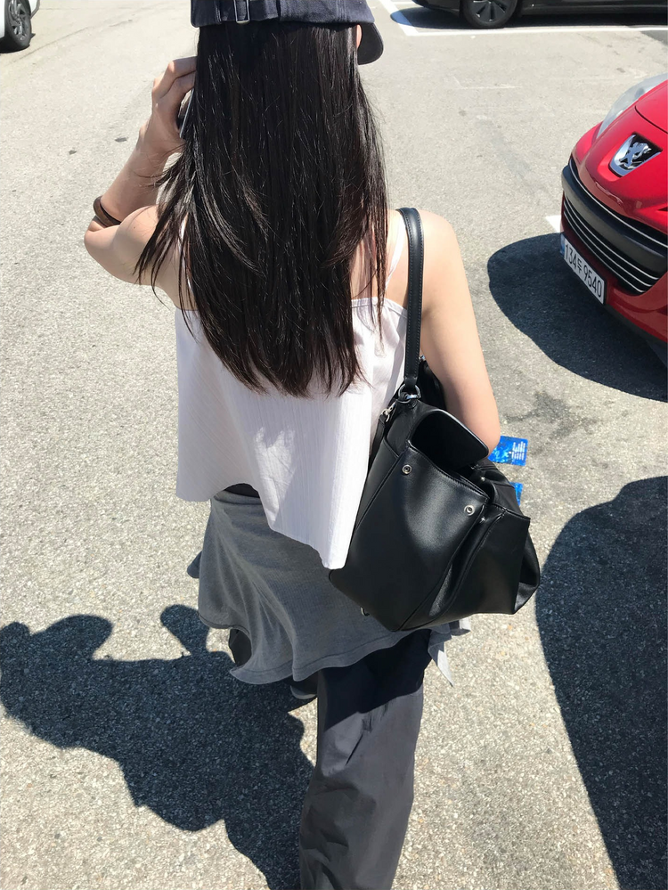 條紋抽繩綁帶細節上衣