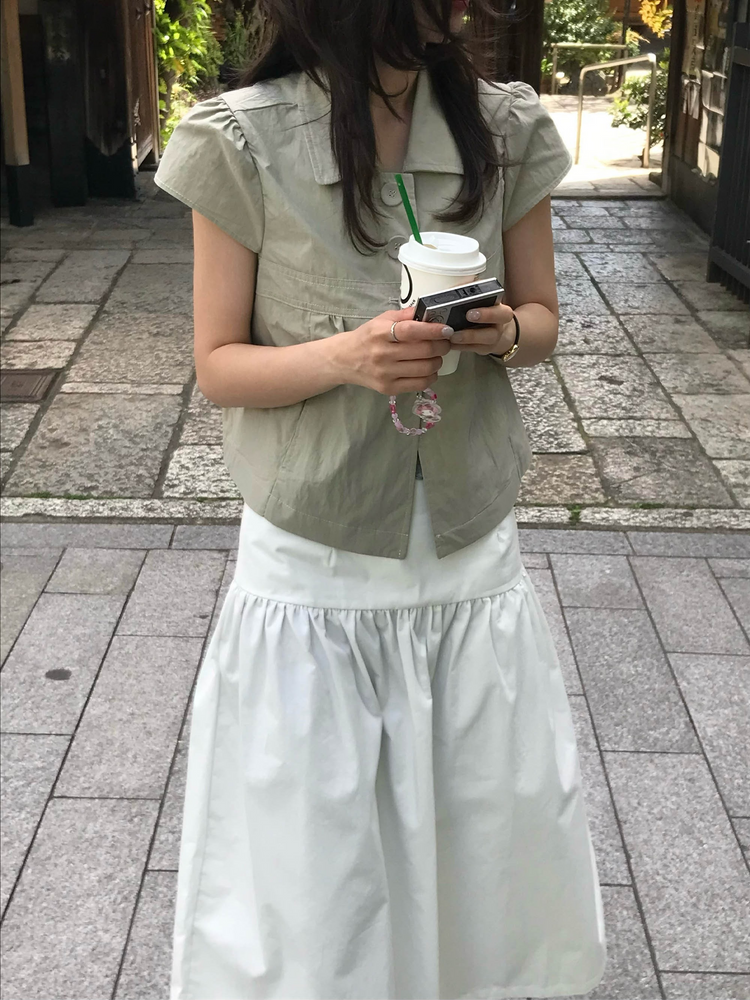 翻領大扣鈕細節外套