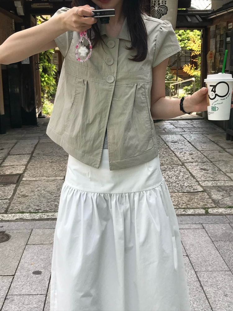 翻領大扣鈕細節外套