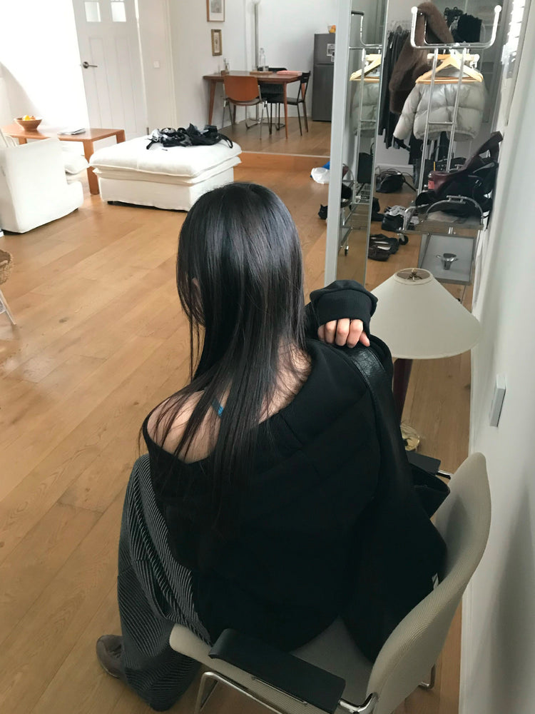 反折條紋抽繩細節及踝裙