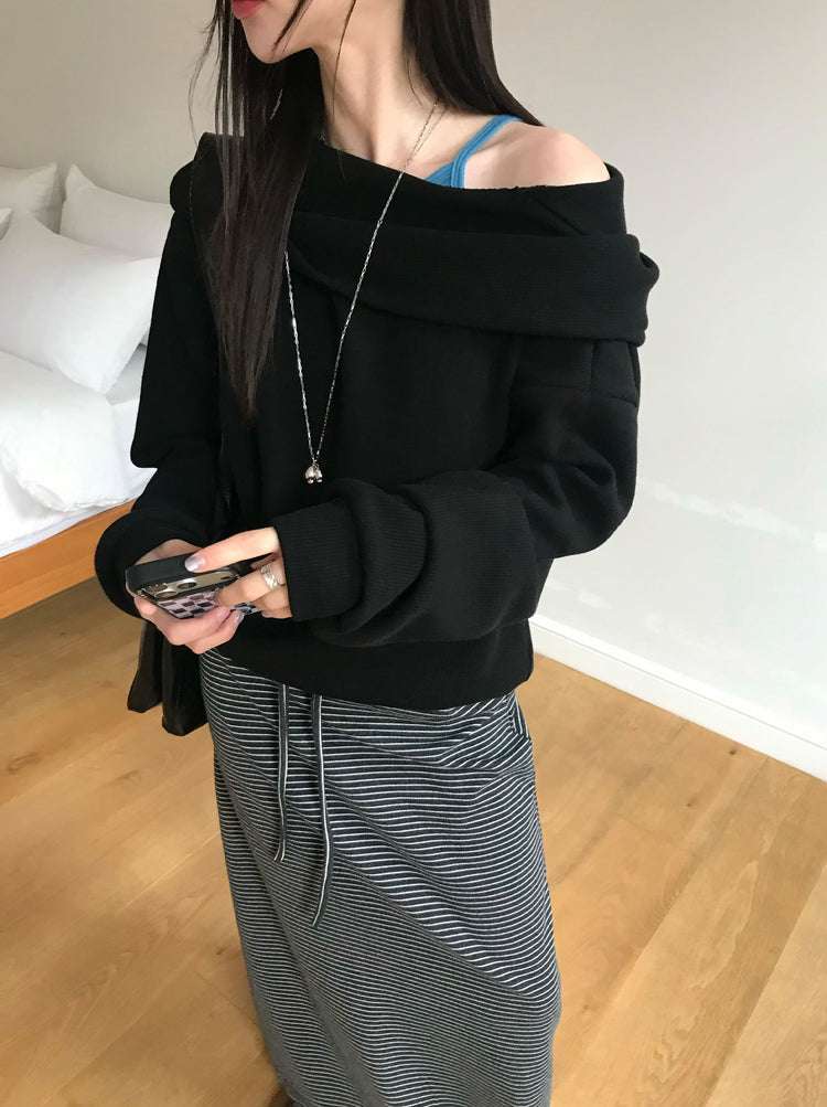 反折條紋抽繩細節及踝裙