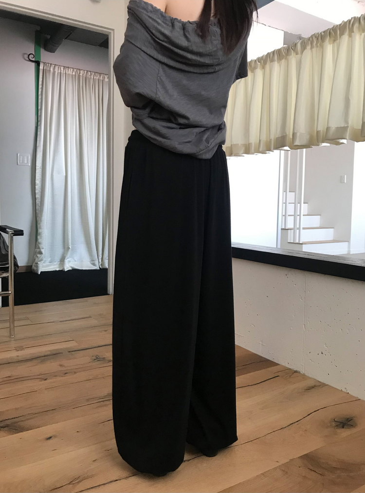 親膚寬鬆束腳休閒褲