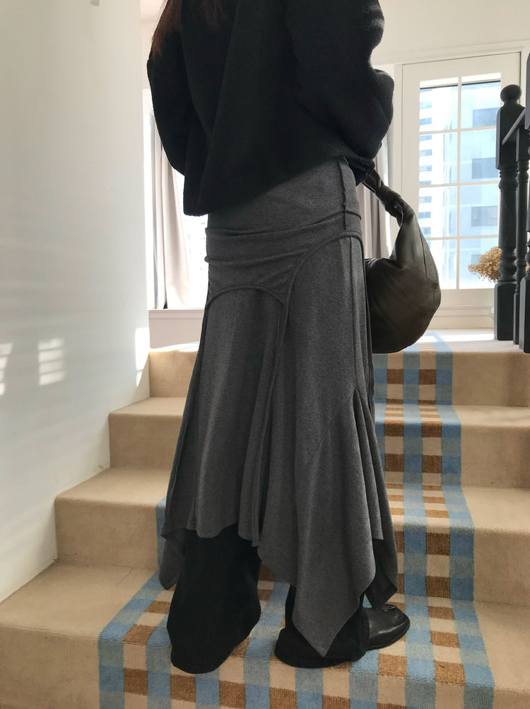 掛脖不規則細節多造型連身裙