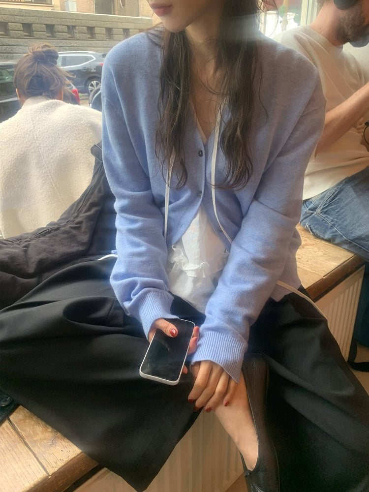 微透垂帶荷葉邊細節上衣