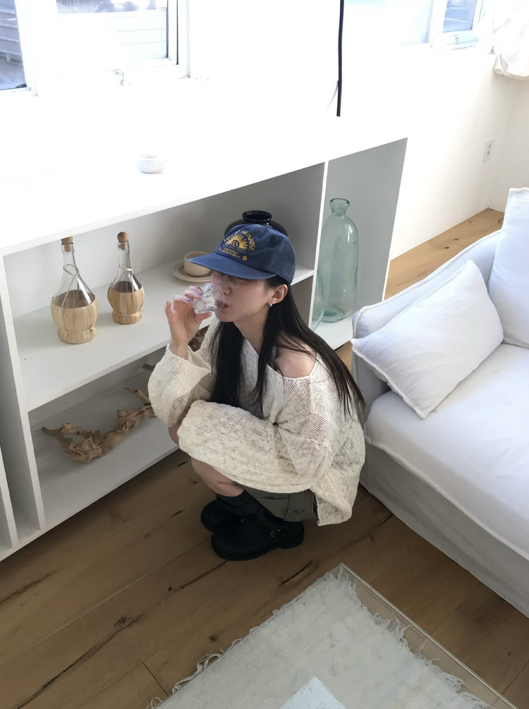 美肩微透紋理針織上衣