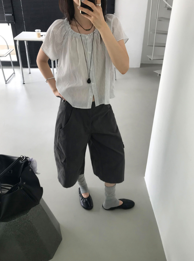 條紋美肩排鈕上衣