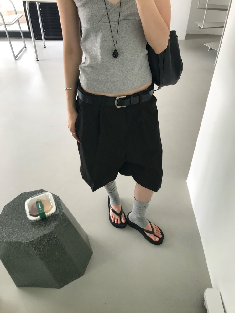 簡約單壓褶五分褲