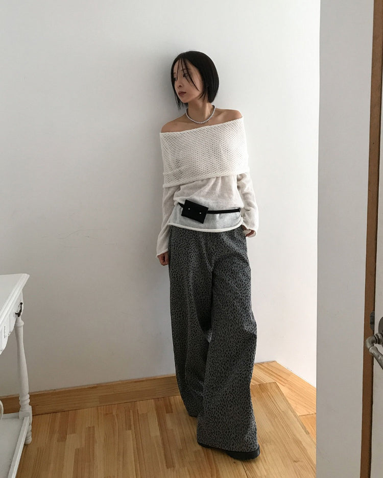 美肩微透紋理細節針織上衣